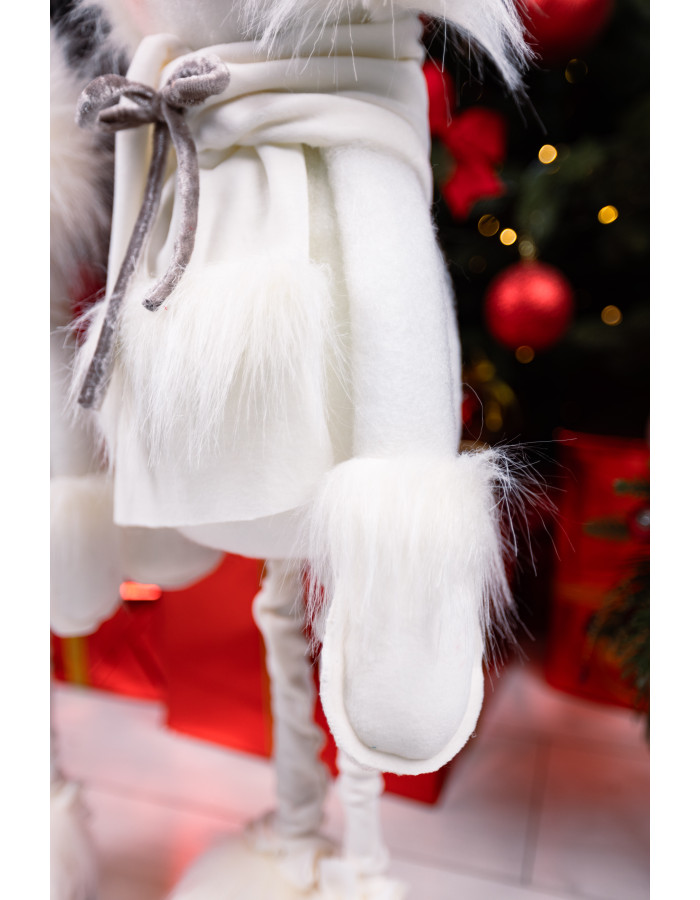 Сніговик білий в навушниках 